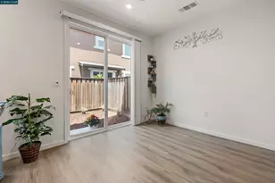 28 Springbrook Ln, Pittsburg, CA 94565 - Photo 17