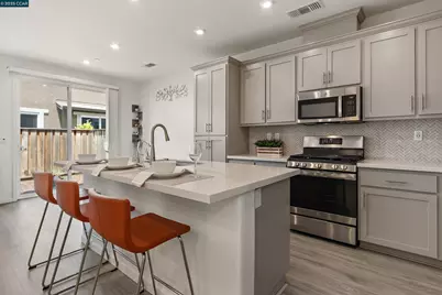 28 Springbrook Ln, Pittsburg, CA 94565 - Photo 11