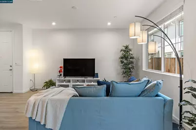 28 Springbrook Ln, Pittsburg, CA 94565 - Photo 7