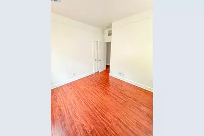 10504 Voltaire Ave, Oakland, CA 94603 - Photo 9