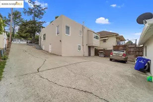 8117 Ney Ave, Oakland, CA 94605 - Photo 5
