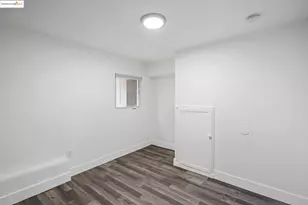 8117 Ney Ave, Oakland, CA 94605 - Photo 13