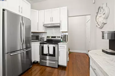 2207 21st St, Oakland, CA 94606 - Photo 13
