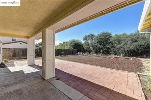 9670 Canopy Tree St, Roseville, CA 95747 - Photo 15