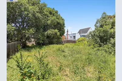 310 Spruce St, Alameda, CA 94501 - Photo 11