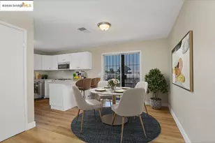 10500 Creekside Cir, Oakland, CA 94603 - Photo 5