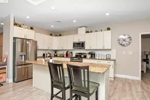 9409 Carter Ct, Stockton, CA 95209 - Photo 9