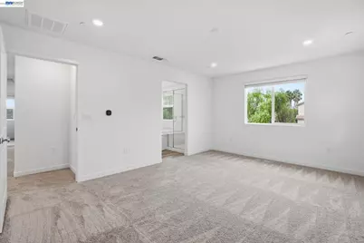 339 Astilbe Street, Discovery Bay, CA 94505 - Photo 5