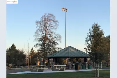 5011 Lapa Dr, San Jose, CA 95129 - Photo 11