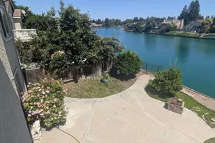 4958 Bay View Cir, Stockton, CA 95219 - Photo 15