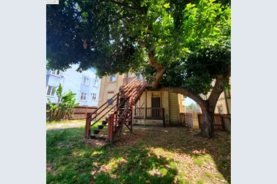 1737 13th Ave, Oakland, CA 94606 - Photo 21
