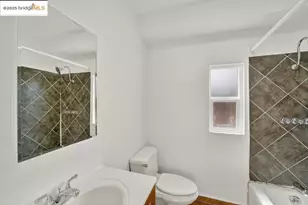 4114 17th St, Oakland, CA 94601 - Photo 11