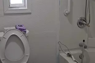 1233 87th Ave, Oakland, CA 94621 - Photo 9