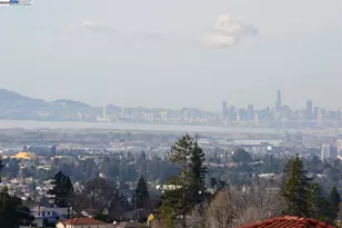 4320 Terrabella Way, Oakland, CA 94619 - Photo 1