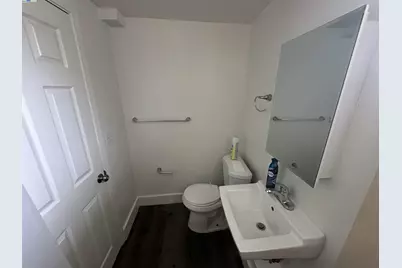 537 Chester St, Oakland, CA 94607 - Photo 9