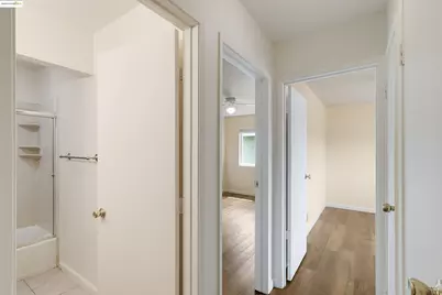 1064 Mohr Ln #C, Concord, CA 94518 - Photo 21