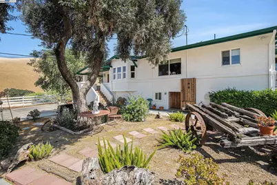 5799 Nortonville, Pittsburg, CA 94565 - Photo 7