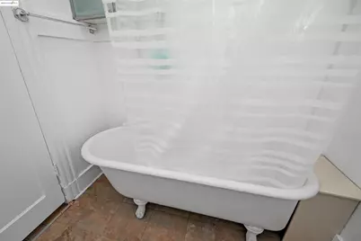 2654-2656 Bush St, San Francisco, CA 94115 - Photo 47