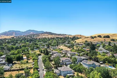 4362 Lynn Dr, Concord, CA 94518 - Photo 21