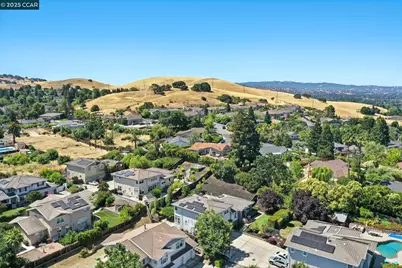 4362 Lynn Dr, Concord, CA 94518 - Photo 55