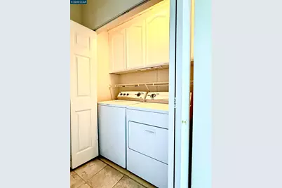 54 Village Square Pl, Pleasant Hill, CA 94523 - Photo 15