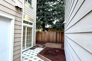 54 Village Square Pl, Pleasant Hill, CA 94523 - Photo 17