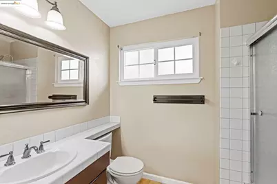 838 Hazel St, Livermore, CA 94550 - Photo 33