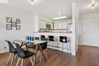 1205 Melville Sq #304, Richmond, CA 94804 - Photo 11