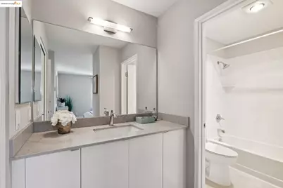 96 Bayside Ct, Richmond, CA 94804 - Photo 19