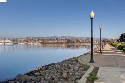 96 Bayside Ct, Richmond, CA 94804 - Photo 49