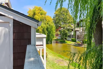 96 Bayside Ct, Richmond, CA 94804 - Photo 33