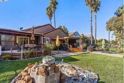 1995 Edgeview Way, Discovery Bay, CA 94505 - Photo 17