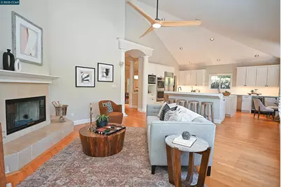 421 Twin Oaks Ln, Walnut Creek, CA 94596 - Photo 15