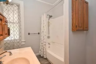 3810 Canyon Way, Martinez, CA 94553 - Photo 33