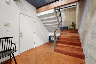 1828 Arrowhead Dr, Oakland, CA 94611 - Photo 3