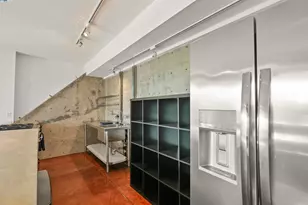 1828 Arrowhead Dr, Oakland, CA 94611 - Photo 7