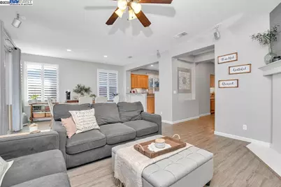 675 Merritt Ct, Discovery Bay, CA 94505 - Photo 5