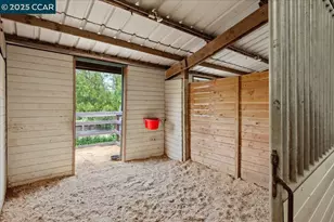 1101 N Gate Rd, Walnut Creek, CA 94598 - Photo 35