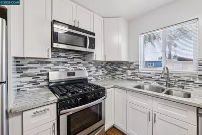 2110 Hellings Avenue, Richmond, CA 94801 - Photo 13