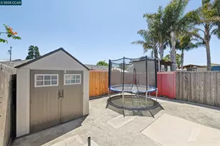 2110 Hellings Ave, Richmond, CA 94801 - Photo 25