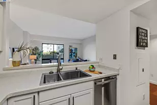 988 Franklin St, Oakland, CA 94607 - Photo 5