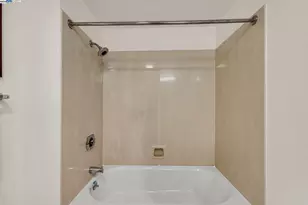 988 Franklin St, Oakland, CA 94607 - Photo 9