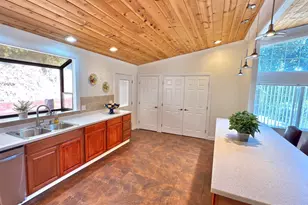 5935 Sunrise Ct, Lower Lake, CA 95457 - Photo 5