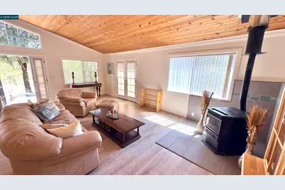 5935 Sunrise Ct, Lower Lake, CA 95457 - Photo 9