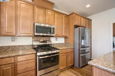 2401 Pleasant Grove Blvd, Roseville, CA 95747 - Photo 7