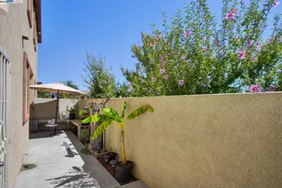 2401 Pleasant Grove Blvd, Roseville, CA 95747 - Photo 23