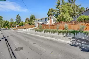 795 Canyon Rd, Redwood City, CA 94062 - Photo 41