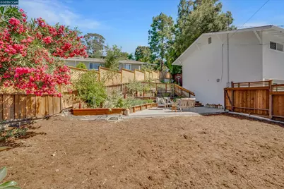 795 Canyon Rd, Redwood City, CA 94062 - Photo 37