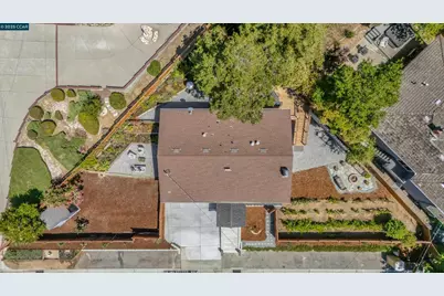 795 Canyon Rd, Redwood City, CA 94062 - Photo 47