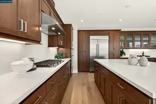 2250 Vandeleur Dr, Napa, CA 94558 - Photo 29